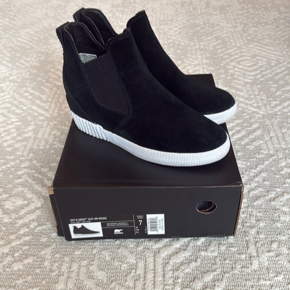 Women’s Sorel Out N About Slip In Wedge Black 7
